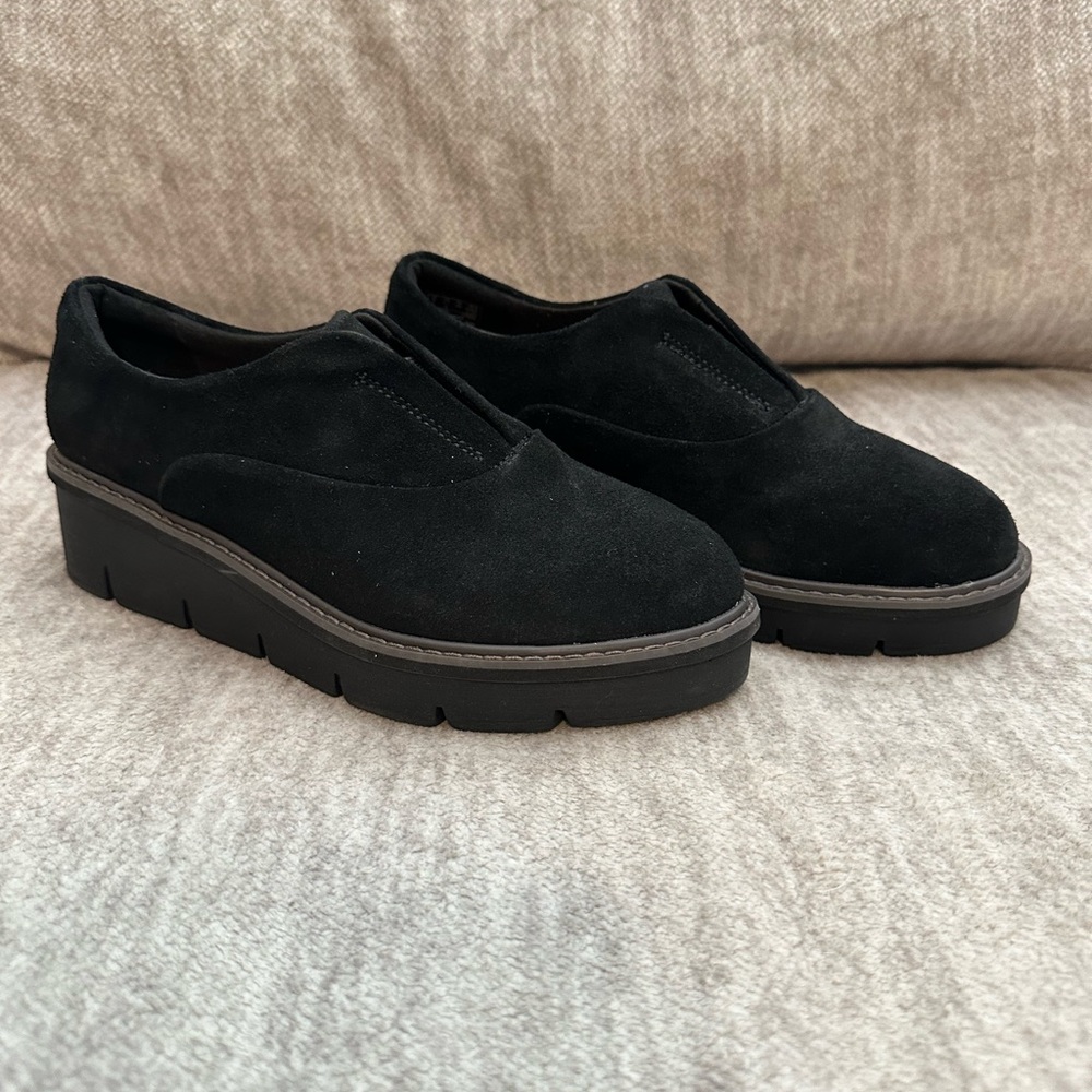Clarks Airabell Sky slip ons